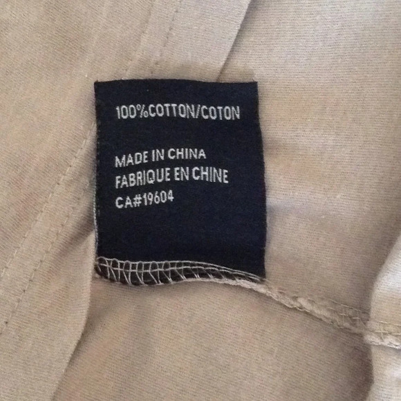 Urban Behavior Men's Size L Short Sleeve V-Neck T-Shirt Brown Causal - Picture 6 of 6